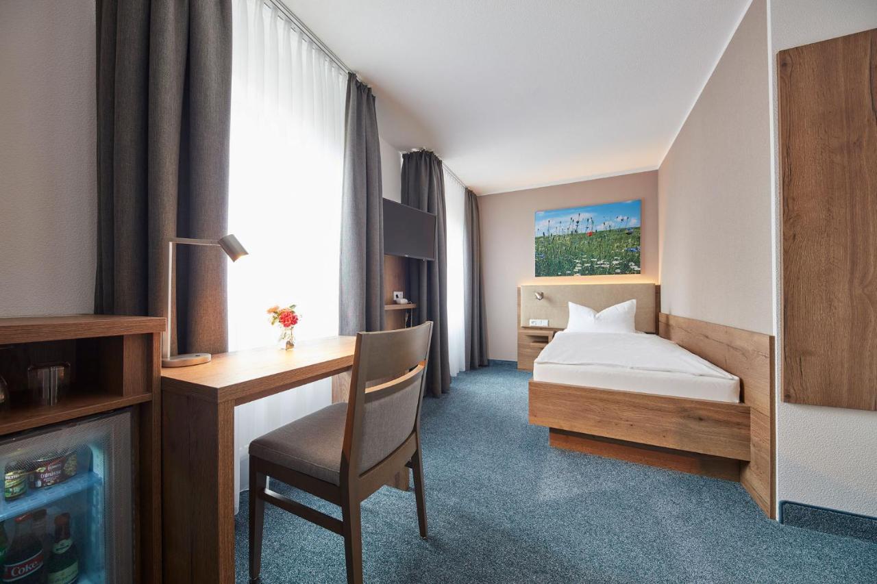 Hotel Garni Sonnenhof Reichenberg  Exterior photo