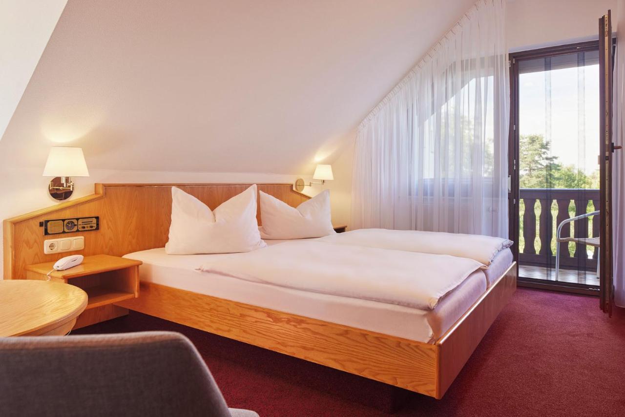 Hotel Garni Sonnenhof Reichenberg  Exterior photo