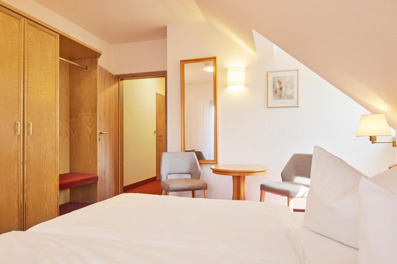 Hotel Garni Sonnenhof Reichenberg  Exterior photo