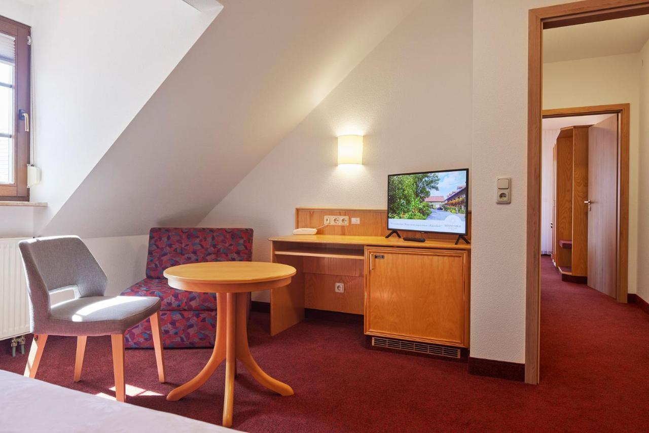 Hotel Garni Sonnenhof Reichenberg  Exterior photo