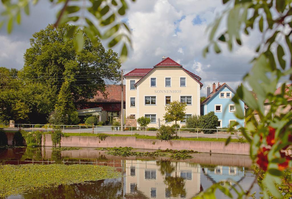Hotel Garni Sonnenhof Reichenberg  Exterior photo